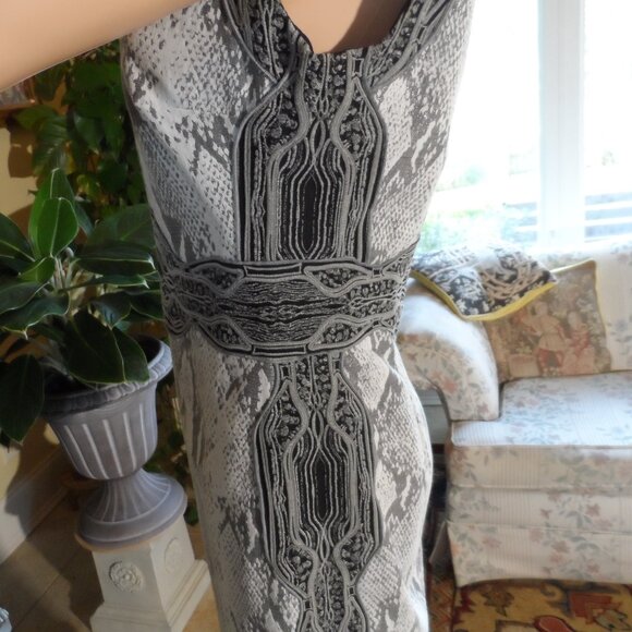 Diane Von Furstenberg Light Python Print Dress w/Abstract Print Inserts Size 6 - Picture 11 of 16